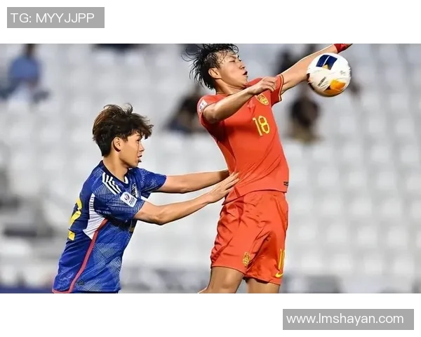 中国足球新星风采展示年轻球员成长路上的闪光时刻与拼搏精神