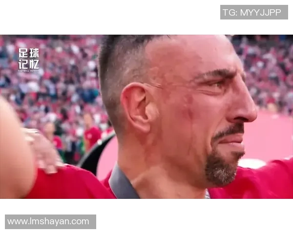 法国足球巨星里贝里的家族根源及其影响